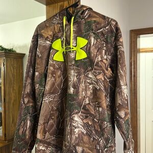 Men’s Camo Under Armour Hoodie